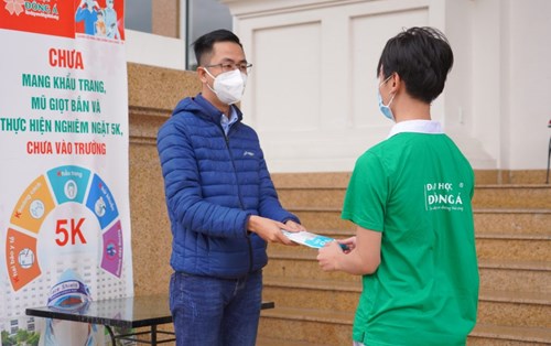 Đại học Đông Á hỗ trợ liệu trình điều trị khi SV, GV, CBNV bị nhiễm Covid-19