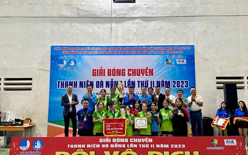 Tuyển nữ Đại học Đông Á vô địch Giải Bóng chuyền thanh niên Đà Nẵng 2023