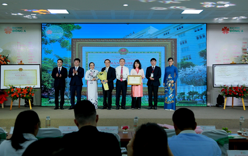 Đại học Đông Á hoàn thành kiểm định chất lượng giáo dục chu kỳ 2